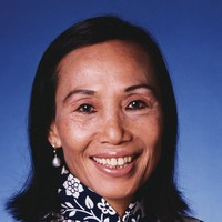 Eileen Yin-Fei Lo