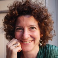 Nina Caplan